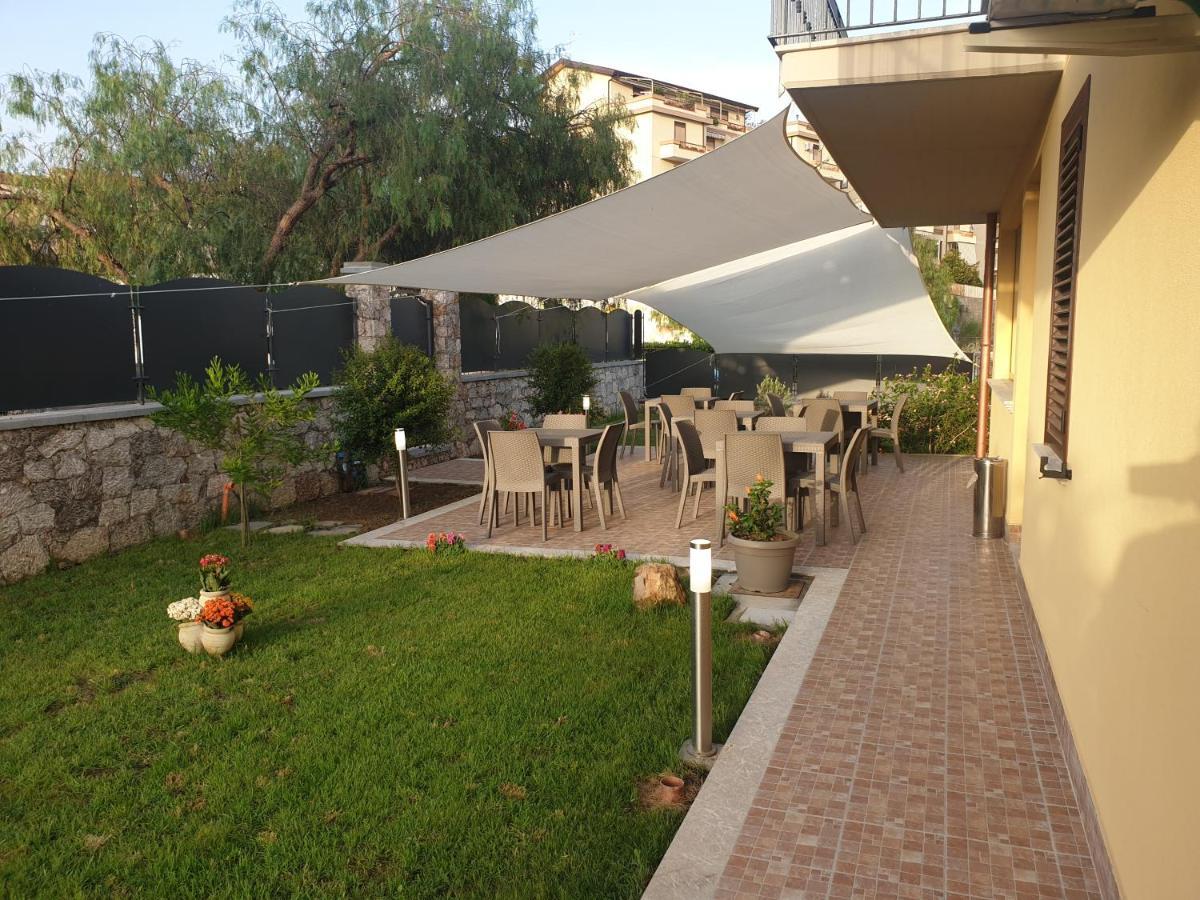 B&B Villa Chiara Bed And Breakfast Taormina Exterior photo
