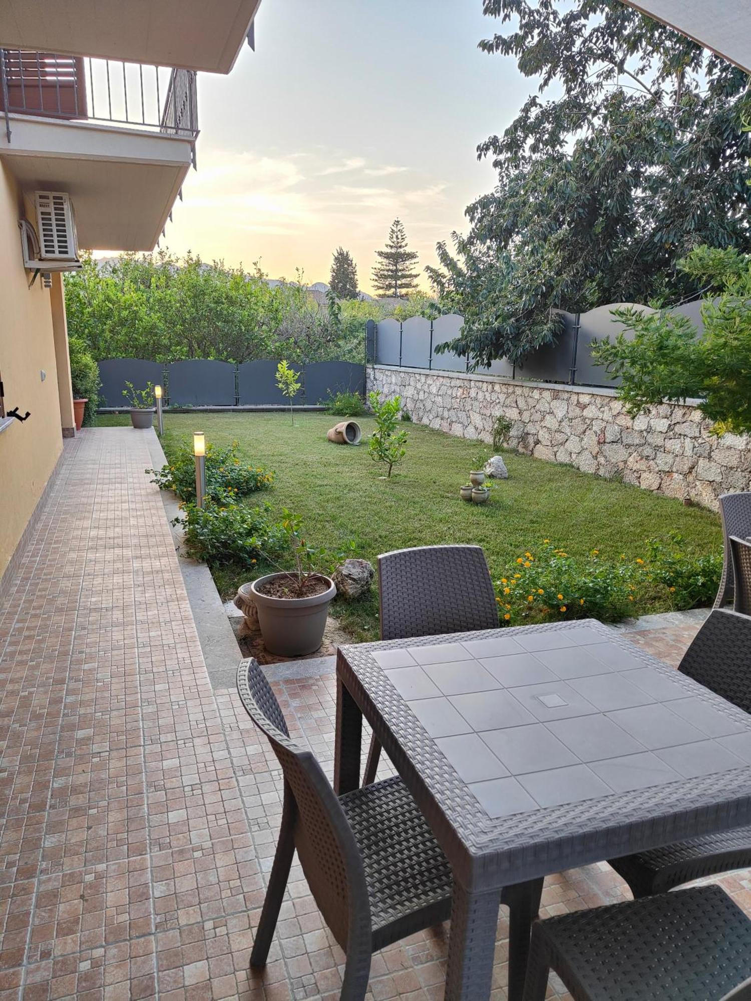 B&B Villa Chiara Bed And Breakfast Taormina Exterior photo